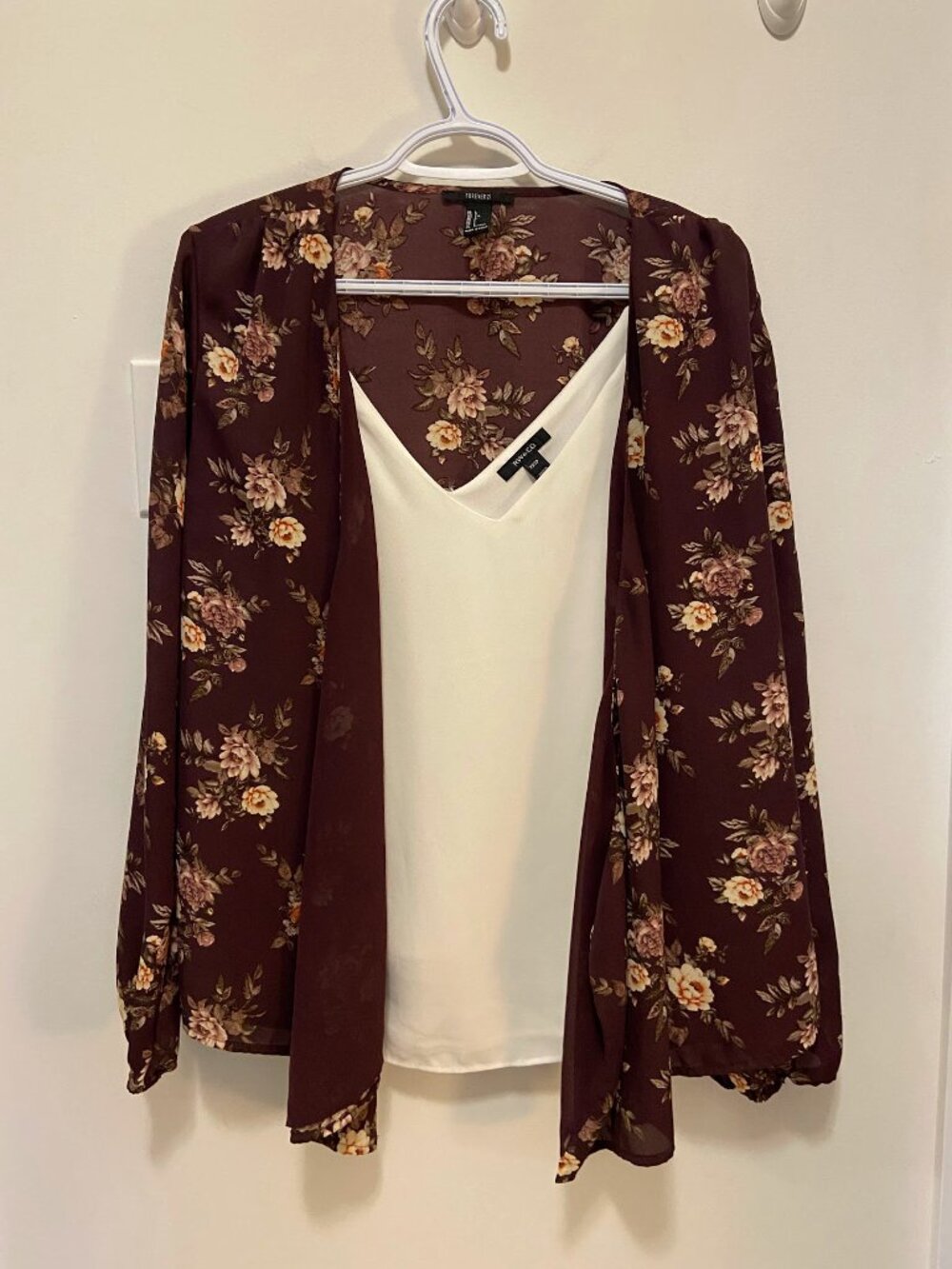 Silky Burgandy Flower-Patterned Cardigan (M to L)